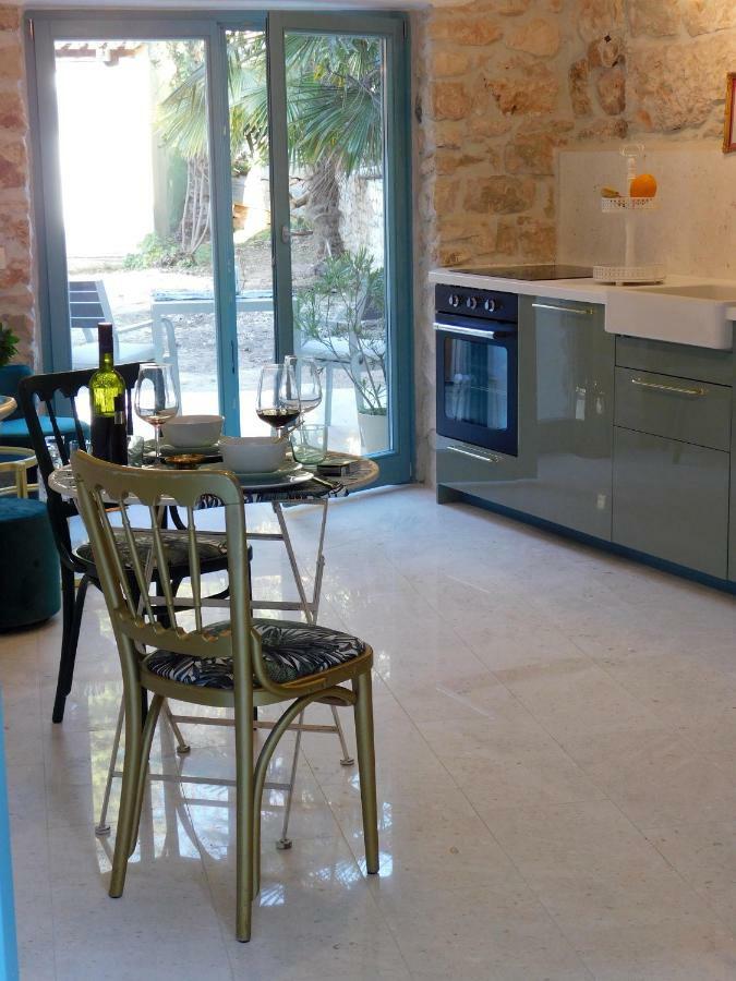 Bezauberndes Steinhaus Mit Garten In Der Altstadt Von * Rovigno