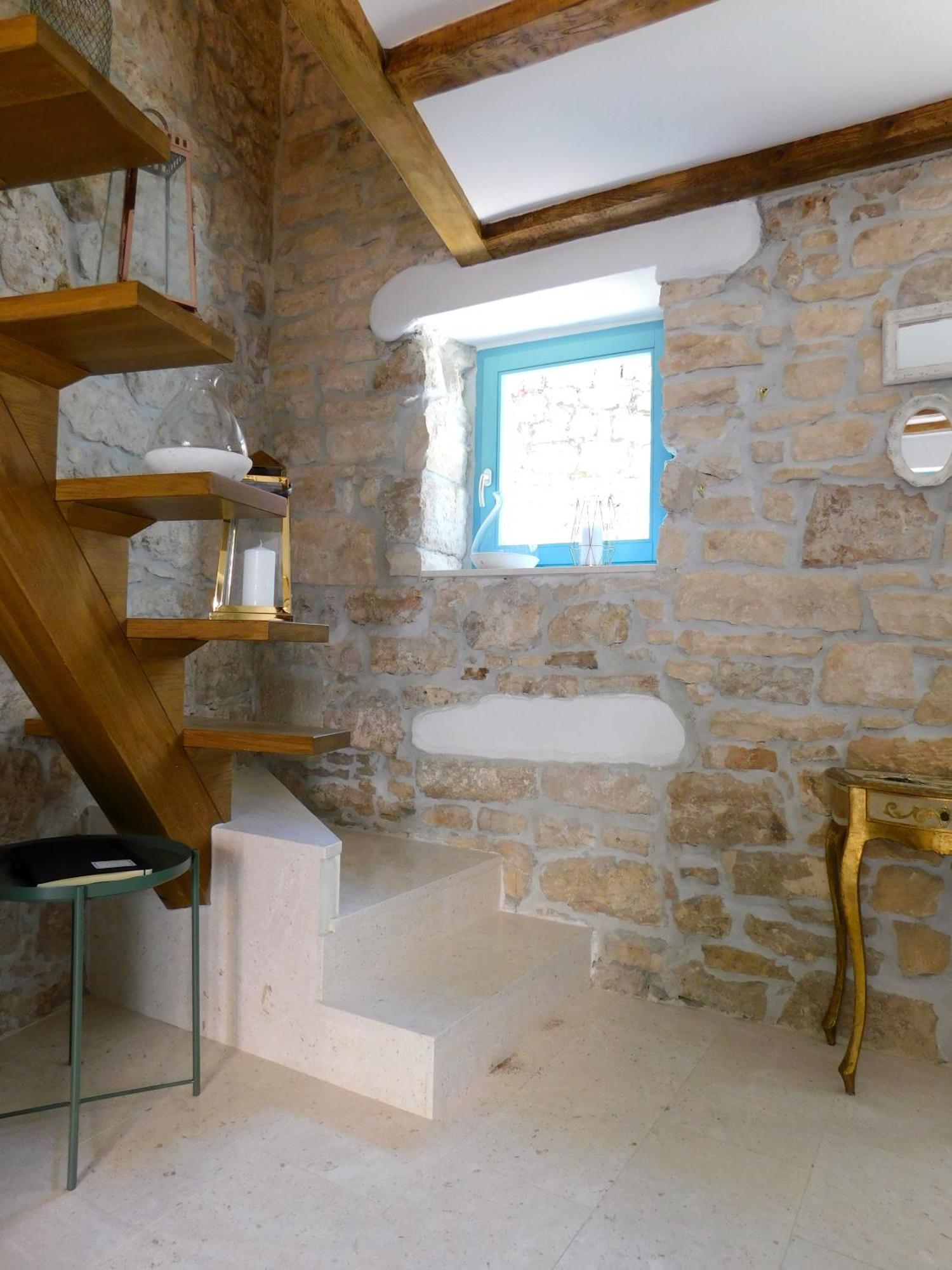 Apartman Bezauberndes Steinhaus Mit Garten In Der Altstadt Von Rovinj