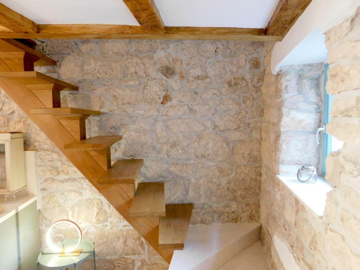 Bezauberndes Steinhaus Mit Garten In Der Altstadt Von Apartman *